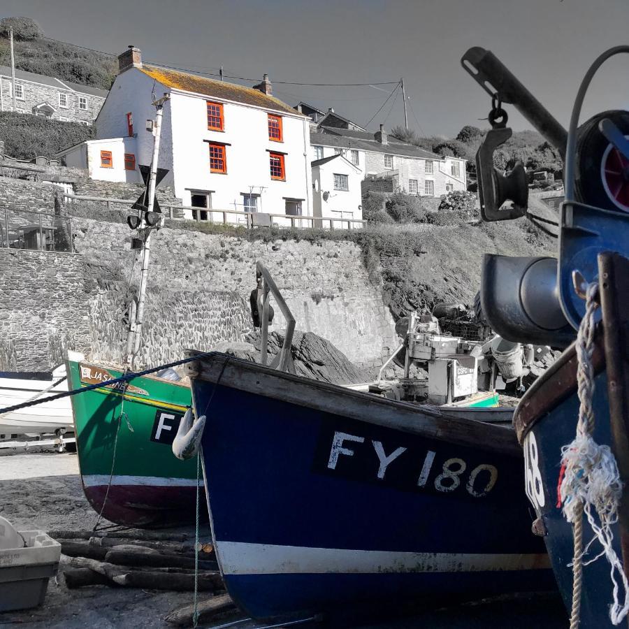 Unique Retreat - 2 Bedroom Cliff Top Cottage With Large Terrace Portloe Bagian luar foto