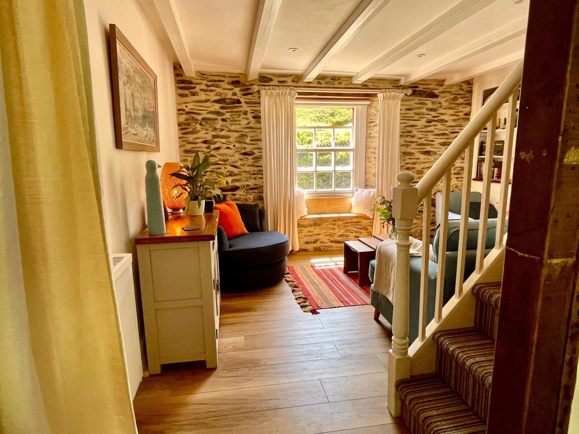 Unique Retreat - 2 Bedroom Cliff Top Cottage With Large Terrace Portloe Bagian luar foto